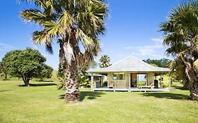 Slipper Island Resort  3*